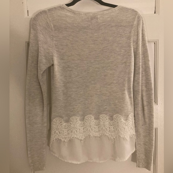 reitmans knit top with lace detail - Picture 2 of 4